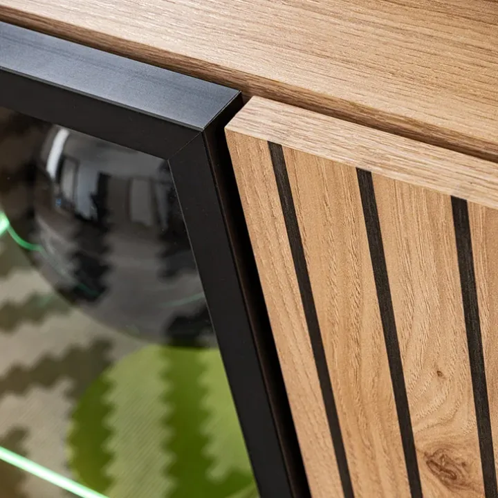 Credenza 90x102h cm 2 ante moderna noce con stampa nera Mendes