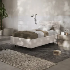 Letto contenitore una piazza e mezza 120x195 imbottito tessuto bianco sabbia DreamSpace